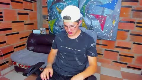 Snapshot of patrik027 chatting on January 22, 7:13 pm .... online show from January 22, 7:13 pm