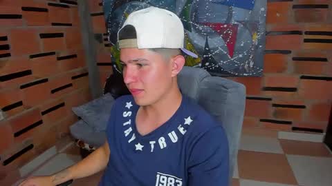 Snapshot of patrik027 chatting on January 30, 12:39 am .... online show from January 30, 12:39 am