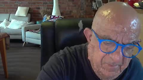 patvac online show from February 27, 11:04 pm