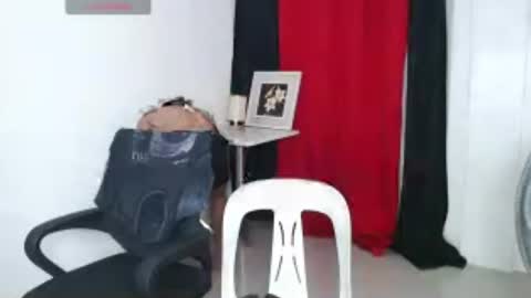 MrBigPaul online show from July 26, 1:52 pm
