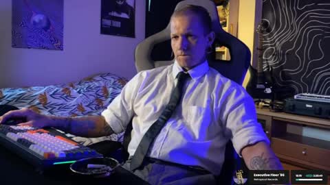 Paul online show from June 7, 11:22 pm