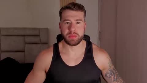 PAUL ROGER online show from December 2, 12:38 pm