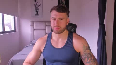 PAUL ROGER online show from February 20, 5:18 pm