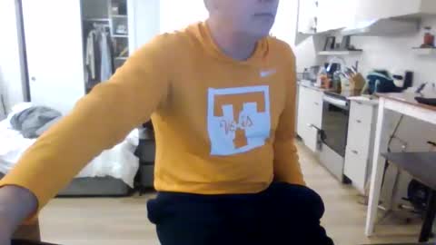 bro11 online show from September 22, 5:40 am