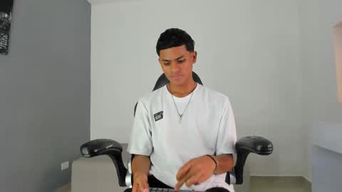 Snapshot of paull_cassidy chatting on October 9, 8:03 pm Paull Cassidy online show from October 9, 8:03 pm