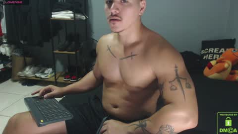 Snapshot of paulo_allen chatting on February 4, 1:59 pm Paulo online show from February 4, 1:59 pm
