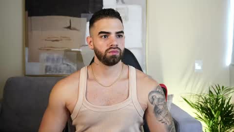 Paul Phoenix online show from April 24, 9:39 pm