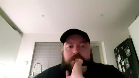 pauluk24 online show from February 17, 2:21 am