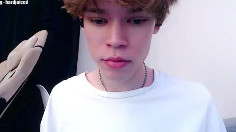 pawclaw online show from December 1, 4:04 am