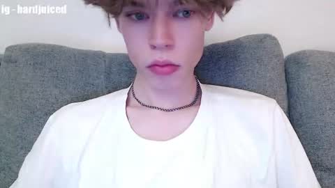 pawclaw online show from July 8, 11:42 pm