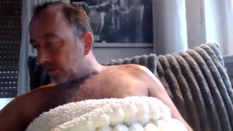 Snapshot of pawelito123 chatting on January 28, 7:22 am Ben online show from January 28, 7:22 am