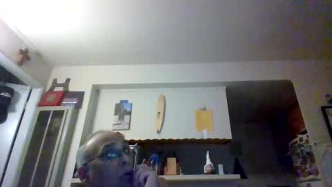 Snapshot of pawgkiller chatting on October 1, 3:32 am pawgkiller online show from October 1, 3:32 am