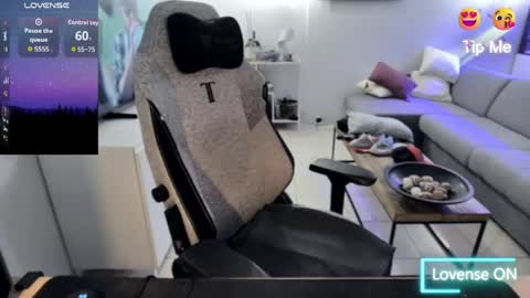 pc92160 online show from April 22, 7:07 pm