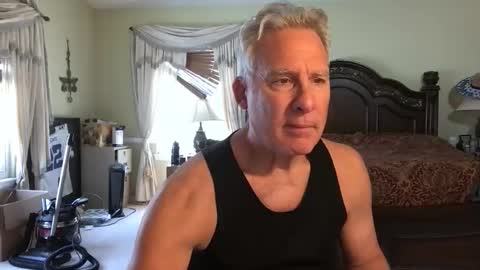 peacemakerone1 online show from April 25, 6:16 pm