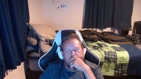 pecker40 online show from December 28, 10:02 pm