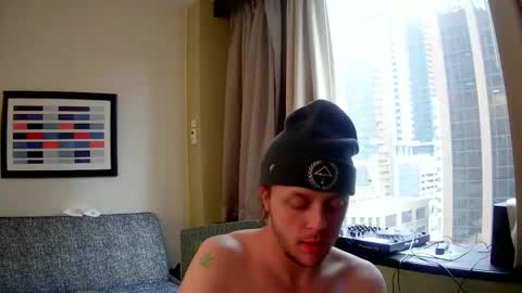 peeepit online show from December 20, 3:52 pm