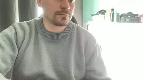 easy cum online show from June 25, 6:45 pm