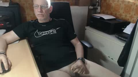 Pemue65 online show from June 8, 5:08 am