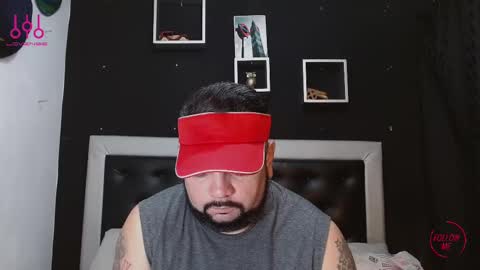 Snapshot of perverseveteranmanxxx chatting on March 6, 1:14 pm Carlos online show from March 6, 1:14 pm