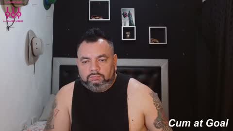 Snapshot of perverseveteranmanxxx chatting on January 16, 1:16 am Carlos online show from January 16, 1:16 am