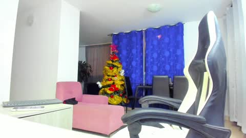 PeterColeman online show from December 22, 2:39 am