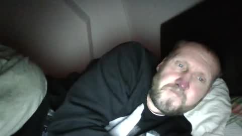 jelle online show from April 3, 3:53 pm