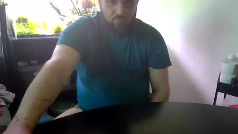 pglusic online show from March 19, 7:55 am