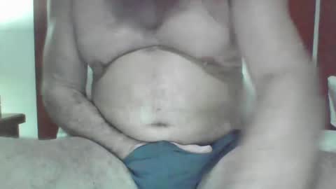 Snapshot of phil279 chatting on December 29, 1:13 am Phil online show from December 29, 1:13 am
