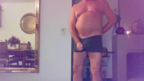 Snapshot of phil279 chatting on February 20, 11:54 pm Phil online show from February 20, 11:54 pm