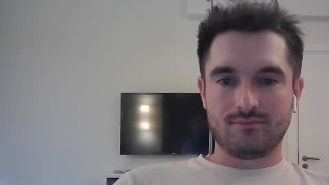 Snapshot of philborison chatting on September 24, 11:19 am PhilipBorison online show from September 24, 11:19 am
