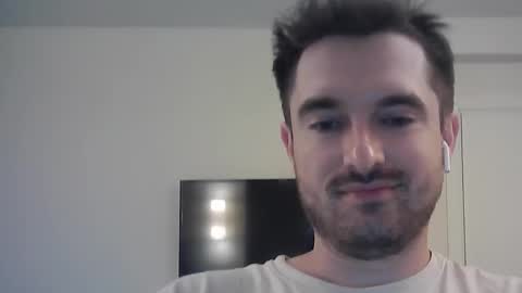 Snapshot of philborison chatting on September 26, 5:38 am PhilipBorison online show from September 26, 5:38 am