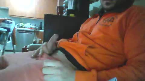 philipgreece online show from March 13, 5:04 am