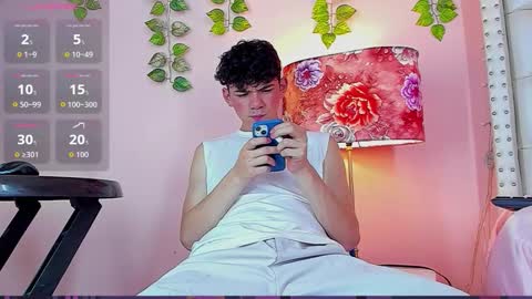 PHILLIP online show from February 25, 3:51 am