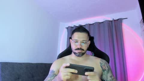 Pierre online show from June 9, 10:00 pm