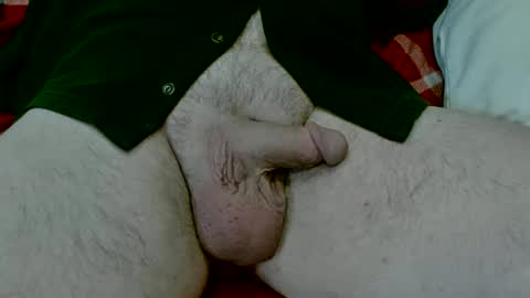 Snapshot of pinewoodman chatting on January 3, 6:55 am pinewoodman online show from January 3, 6:55 am