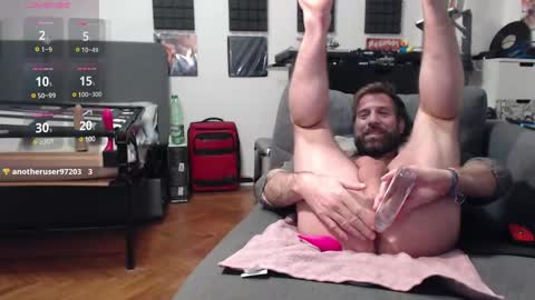 pingones 79 online show from December 11, 12:45 am