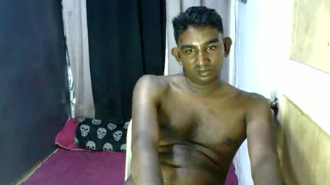 rayvienn online show from March 31, 2:41 pm