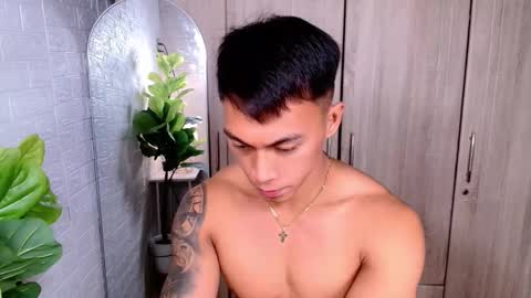 ethan online show from October 22, 4:27 am