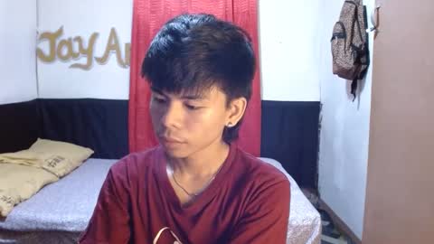 Snapshot of pinoymonstercock_xx chatting on December 9, 7:39 am WIN WIN JAY AR online show from December 9, 7:39 am