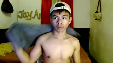 Snapshot of pinoymonstercock_xx chatting on February 12, 7:35 pm WIN WIN JAY AR online show from February 12, 7:35 pm