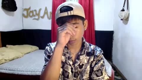 Snapshot of pinoymonstercock_xx chatting on February 10, 8:20 am WIN WIN JAY AR online show from February 10, 8:20 am