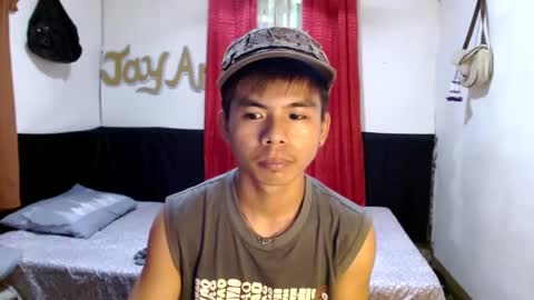 Snapshot of pinoymonstercock_xx chatting on February 18, 8:05 am WIN WIN JAY AR online show from February 18, 8:05 am