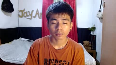 Snapshot of pinoymonstercock_xx chatting on February 9, 5:40 am WIN WIN JAY AR online show from February 9, 5:40 am