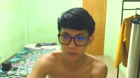 john online show from August 4, 8:31 am