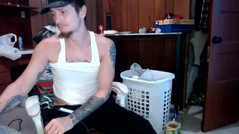 Snapshot of pippylongdickin chatting on October 12, 5:18 pm pippylongdickin online show from October 12, 5:18 pm