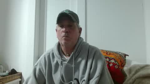 pirate334 online show from April 2, 3:59 am