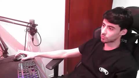 pixelsin online show from April 20, 3:53 am