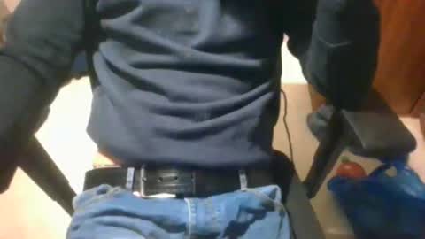 playitsaif11023 online show from December 31, 9:17 pm