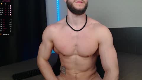 Snapshot of playmate_ chatting on February 26, 7:36 pm John online show from February 26, 7:36 pm