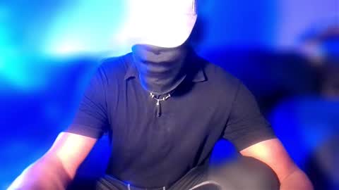 StraightPlush online show from October 25, 8:05 am